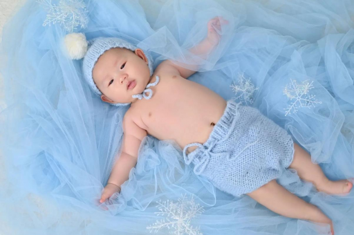 承德宝宝几个月会认人 承德宝宝几个月会认人